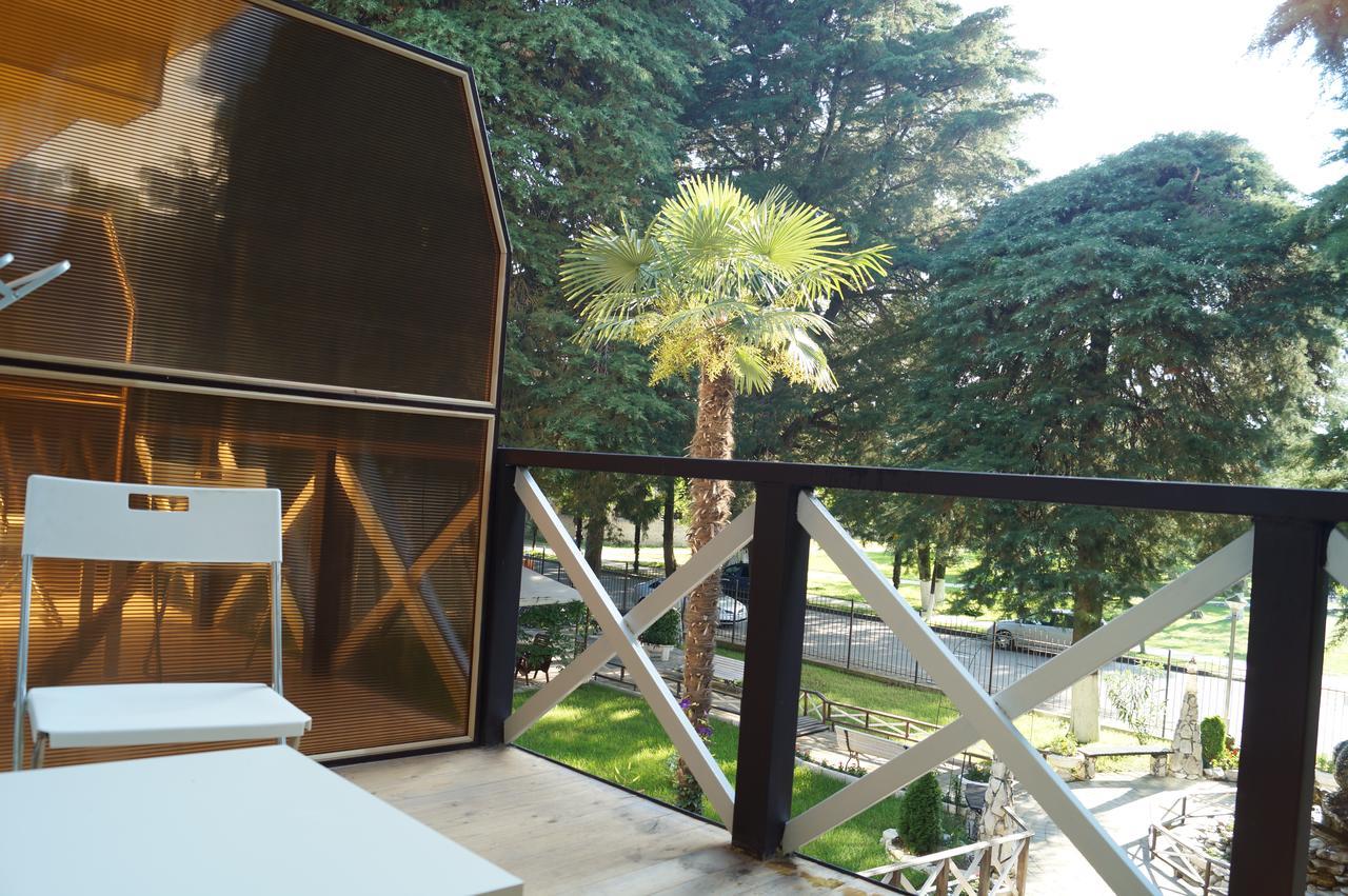 Pitsunda Hotel Esterno foto