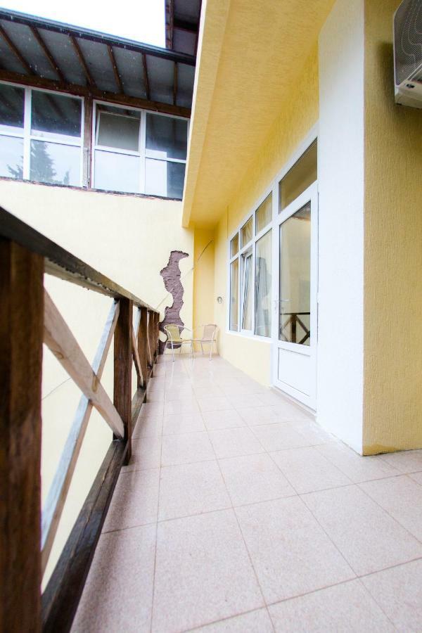 Pitsunda Hotel Esterno foto